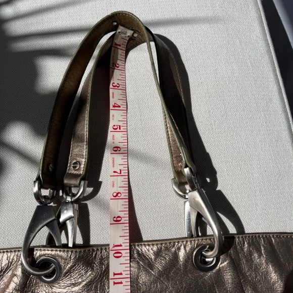 Kenneth Cole XL tote bag in burnished gold leather, w. brushed nickel hardware - Picture 3 of 16